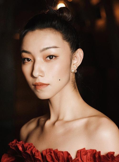 明星黑料曝光,揭秘娛樂圈背后的真相